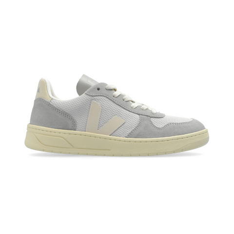 Veja V-10 Neutrals