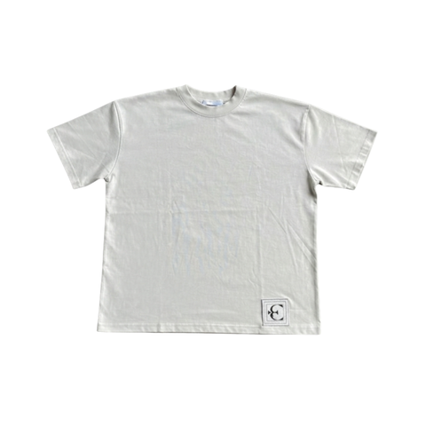 Elocuencia Studio Vinilo Beige Tee